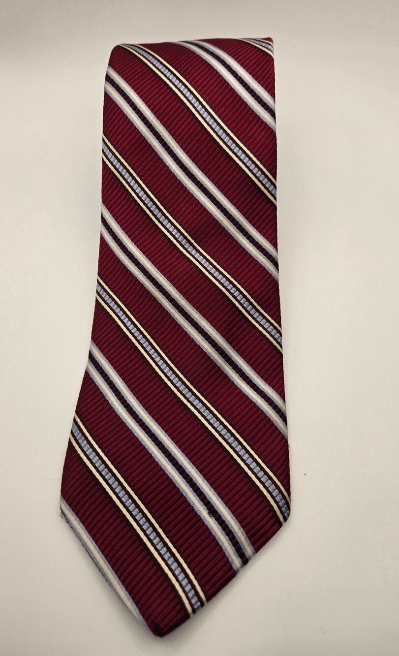 Brooks Brothers  346 burgundy regimental stripe silk Necktie